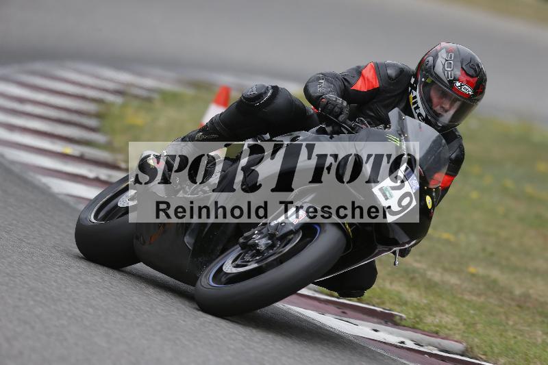 /37 09.08.2026  Pluess Motosport ADR/Freies Fahren/29